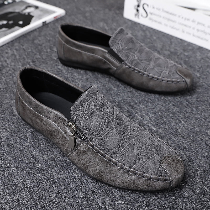 Men's flat casual shoes